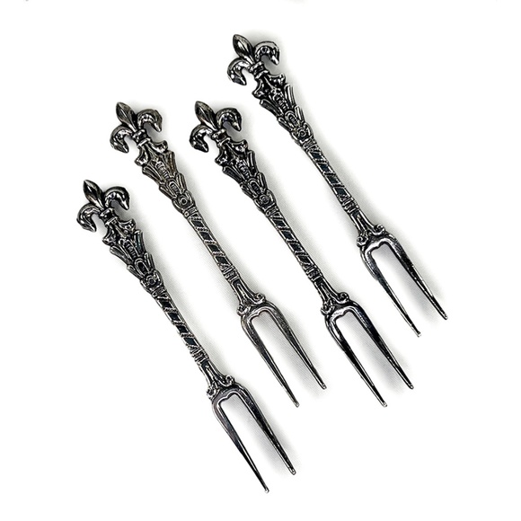 Vintage Silver Fleur-de-Lis Pickle Forks - 4